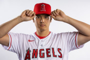 海外「超特大！」大谷翔平の今季初の2打席連続ホームランに海外大騒ぎ！（海外の反応）