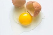 海外「日本で生卵が大好物になったのだが、アメリカで食べても大丈夫なのだろうか？」