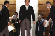 【韓国の反応】菅内閣、発足時の支持率70%超え…安倍の経済政策の景勝には否定的反応…韓国人「選出過程は見物だけしといて、後でそれが良いって支持率7割って、マジ笑える。」「幸いだ。日本は変わってなくてwww」
