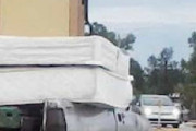 【画像】荷物と共に移動中