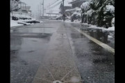 【海外の反応】日本には道路の雪を解かすための温水スプリンクラーがある　海外の反応「お金がかかりそう、撒き続ける必要がある」