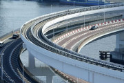 【海外の反応】日本が高速道路の変動料金を全国に導入へ　海外の反応「道路税に過ぎない、外国人に追加料金を科すかもしれない」