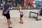 【ゴール!!!】女の子「私のシュートは誰にも止められないわ！」