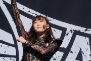 MOMOMETALの22歳の誕生日を祝う世界のBABYMETALファン　【海外の反応】