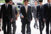 【悲報】韓国人「外国人が韓国人のヘアスタイルを嘲笑！」外国人が笑う韓国人の髪型がコチラ‥　韓国の反応