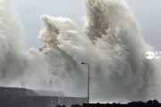 外国人「日本の台風が残していった爪痕が凄まじすぎる…」