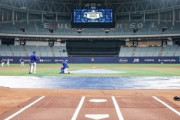 韓国人「君はどこのオさんか？」大谷が太極旗4連発‥今度は高尺ドームと一緒に太極旗を掲げて韓国ファンが大熱狂！　韓国の反応