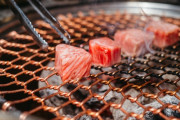 韓国人「日本のとある店でお客さんをお見送りする様子を見てみよう」「だから日本に行こう」