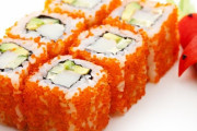 海外「日本人が考えた外国の寿司」その発想はなかったわｗ