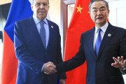 海外「ASEAN会議で日本の林外相が演説中に中露が離席」