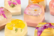 海外「日本人の繊細さが成せる技だな」最近の日本の和菓子があまりに進化しすぎてその美しさに外国人もビックリ【海外の反応】