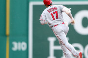 海外「怪我しないで！」大谷翔平が２度の自打球直後に日本人最多32号アーチ！（海外の反応）