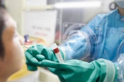 青瓦台が初輸出したと発表したコロナ診断キット、知ってみたら輸送容器だった＝韓国の反応