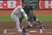 大谷、34号2ラン!! 12勝目翌日に片手で柵越え!!　海外「終了、終了だ、みんな。大谷がMVP」「彼はマジで野球の神様。どうやったらこんなことができるんだ」