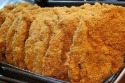 【奇跡】2ヶ月間昏睡で死の危機にあった青年、「お前の好きな唐揚げ食べるぞ」と言われ目を覚ますｗｗｗｗ