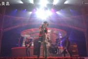 【海外】2006年、第57回NHK紅白歌合戦でのベーシストBOH