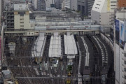 海外「日本だからこそ機能している技術だ！」日本の地下鉄にはガードレールがついてる、自殺や事故を防止するためらしいけど・・・