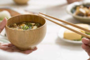 韓国人「日本文化にスプーンは無いのに、日本人はカレーをどうやって食べるのですか？」　韓国の反応