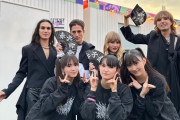 【海外】BABYMETALとマネスキンのバックステージショット