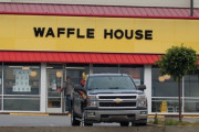 アメリカ人「飲食店の面接を受けたら、こんな質問を受けた…」刺激的な職場