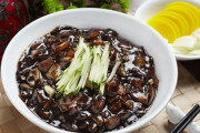 韓国人「日本の韓国式ジャージャー麺の価格をご覧ください」