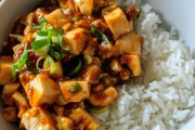日本で食べたマーボー丼を再現してみた（海外の反応）