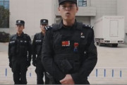 海外「中国警察が教えるナイフを持った相手への対処法」