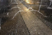 外国人「日本では道路のスプリンクラーで雪を溶かすんだぜ！」