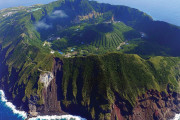外国人「お前らが素敵すぎると思った世界の島を見せてくれ」