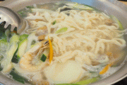 【動画あり】韓国人「美味しそうな海鮮うどん！」韓国人が大好きな元祖韓国式うどん（カルグクス）をご覧ください　韓国の反応