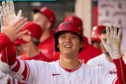 【海外の反応】「おめでとう」大谷翔平、27歳の誕生日は1安打！サヨナラの場面で登場もシフトに阻まれる