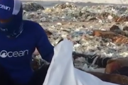海洋のプラスチックごみ問題は本当にひどい。インドネシアのバリ島にあるビーチがゴミの山。海外の反応
