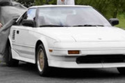 【海外の反応】初代トヨタMR2のドライビングは最高！