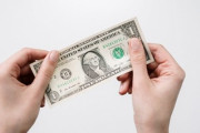 デカ過ぎだろ…船橋の日本最大級のダイソーストア！「ダイソー貯金を始めるよ！」「今すぐ日本へ行きたい！」海外の反応