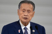 海外「トランプみたい」東京五輪会長が驚きの女性蔑視発言！（海外の反応）