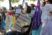 在ドイツ韓国系市民団体、少女像撤去推進するベルリン市長の辞任求めて抗議デモ＝韓国の反応