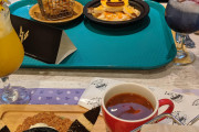 海外「日本で彼女とポケモン食ってきたわｗｗｗ」アメリカにもポケモンカフェを出店してくれよ！ニューヨークあたりがいいかな・・・