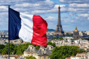 フランス人「英語での会話は拒否するぅ」←これって本当なの？