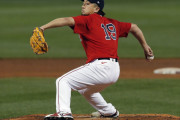 【海外の反応】MLBの日本人投手が何度も注意される様子にファン困惑【ルール違反】