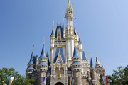 海外「日本の感染者はもっと多いはず」東京ディズニーリゾートが3月15日まで臨時休園（海外の反応）