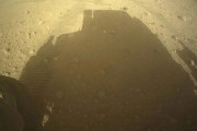 韓国人「NASAが最近公開した火星の写真を見てみよう」