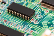半導体不足で日本で発売休止になったモノに海外大騒ぎ！（海外の反応）