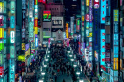 韓国人「韓国人900万人が訪れたのに…韓国人に対する好感度が急減したという日本…ﾌﾞﾙﾌﾞﾙ」