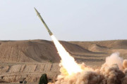 海外「イランが米軍基地に十数発のミサイルを発射」
