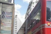 【画像】降りる時楽しい2階建てバス