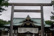 日本の5閣僚が靖国参拝...菅氏の「反省会」は敬遠された「自民党と嫌韓は、韓国を太らせる栄養素」「日本の世襲政治が続く限り、日本の未来はとても明るい」海外の反応
