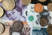 韓国人「英国の新50ポンド紙幣がこちら」