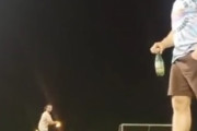 フリスビーをカッコ良く受け止めた男のドヤ顔がウザ過ぎるｗｗ海外の反応