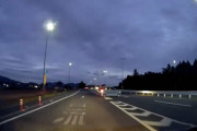 なくそう逆走　逆走しようとする軽自動車をクラクションで全力阻止
