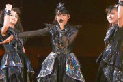 最近、BABYMETALファングループ内で鞘師里保ファンはやりすぎだ　【海外の反応】